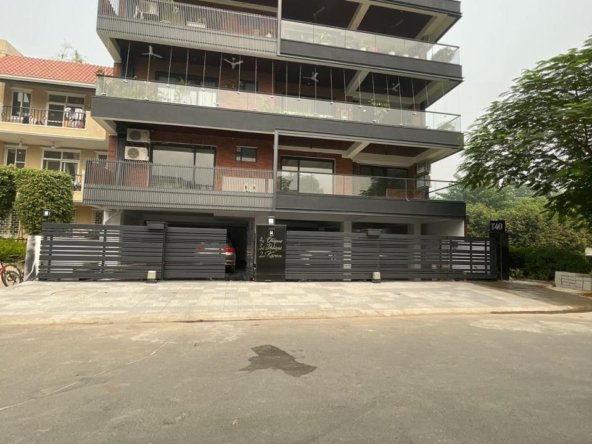 Floor for Rent in Gurgaon