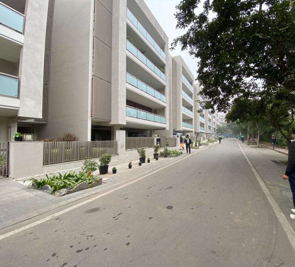 DLF Phase 3 Independent Floors