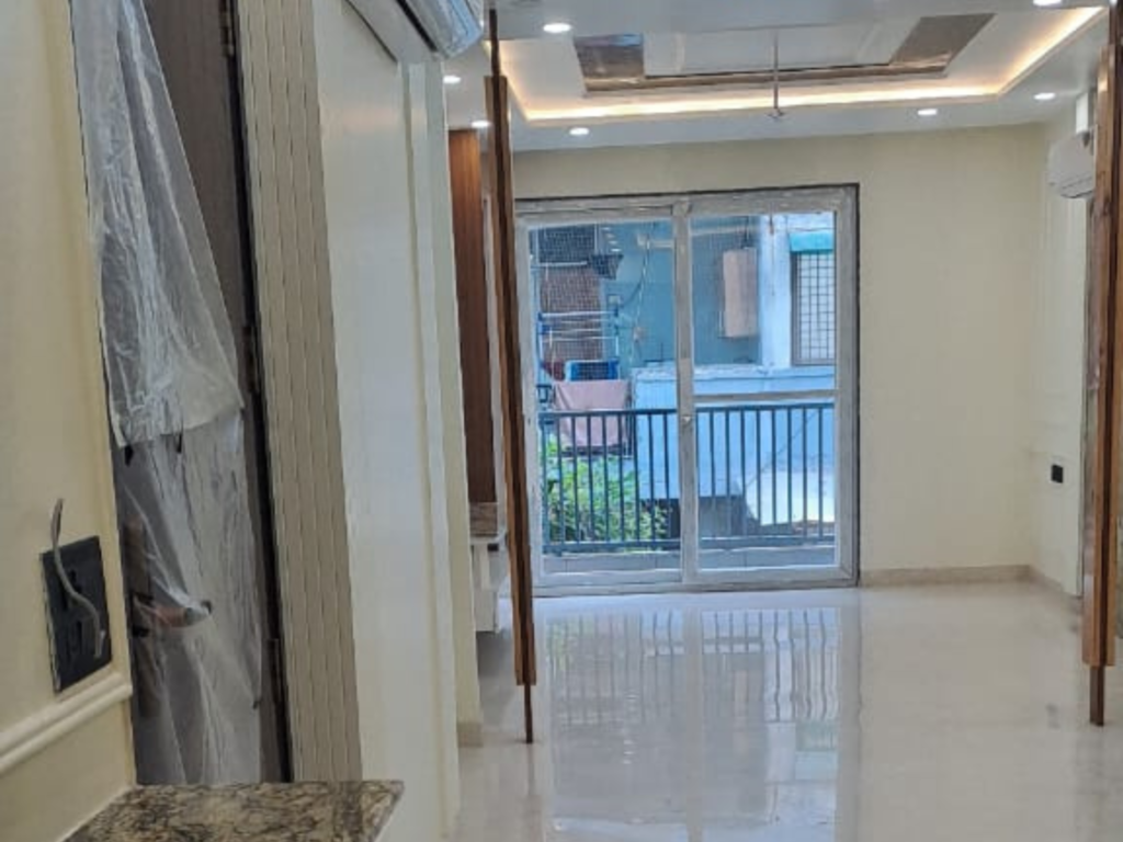 builder floor for sale in deerwood nirvana country