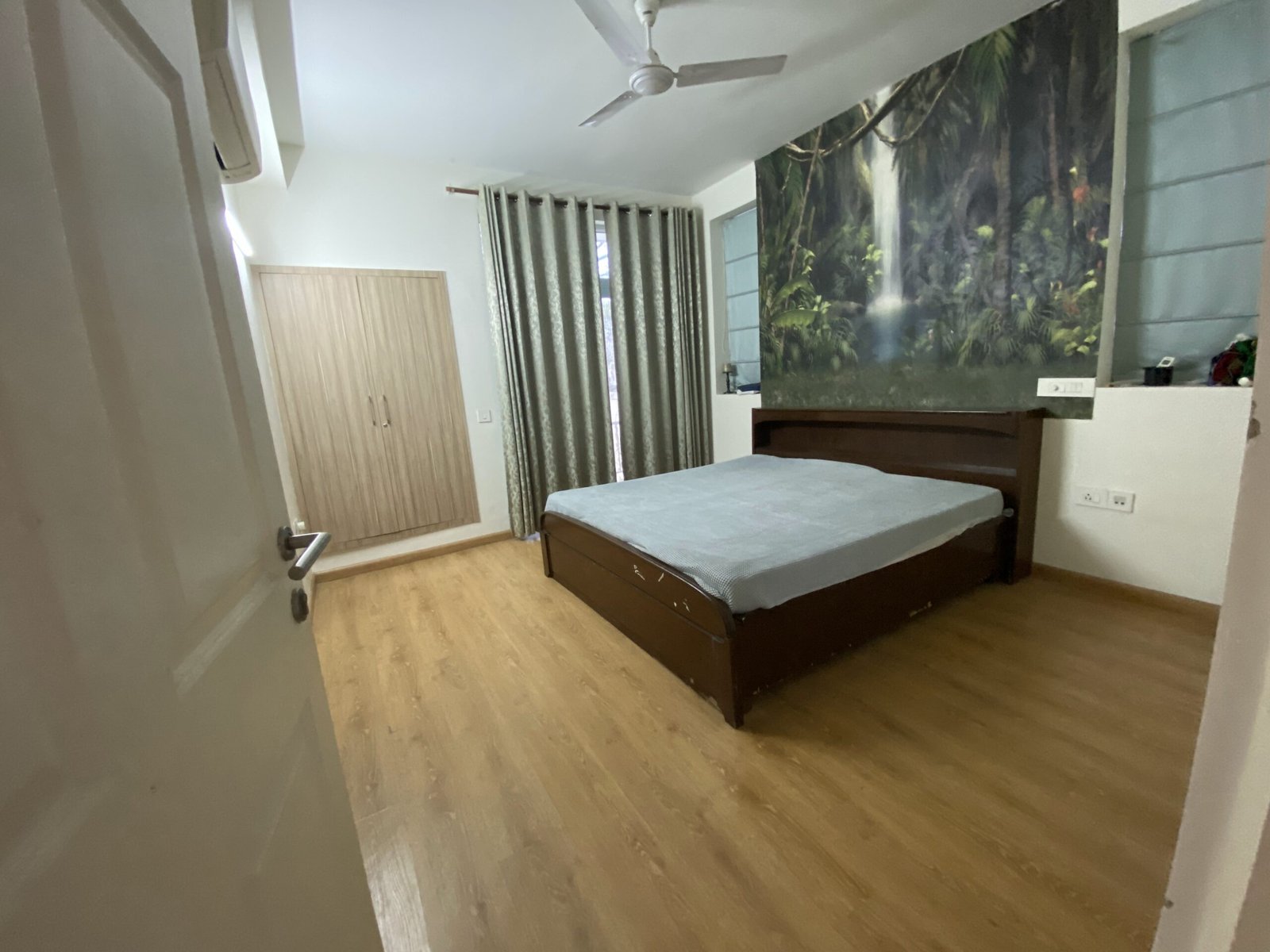 builder floor for clinic office gurgaon