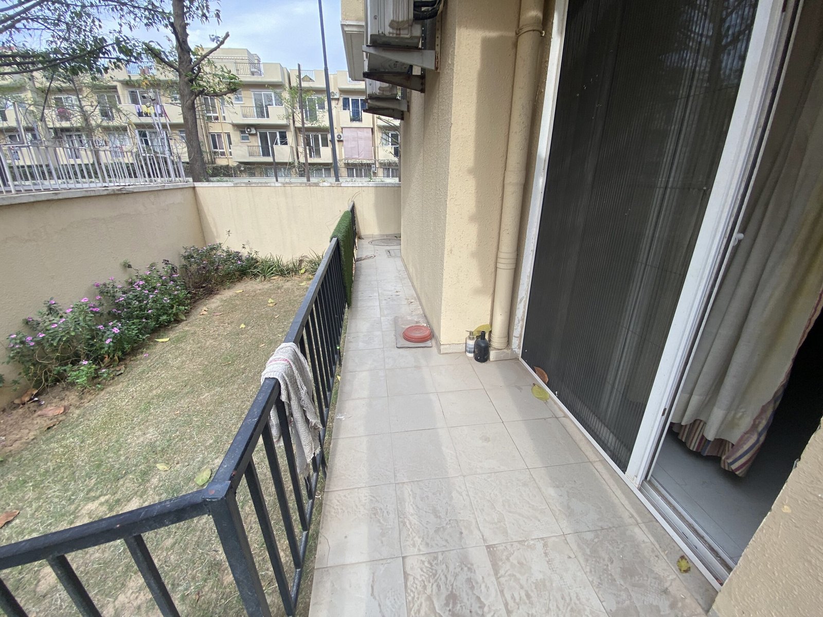 ground floor builder floor with basement